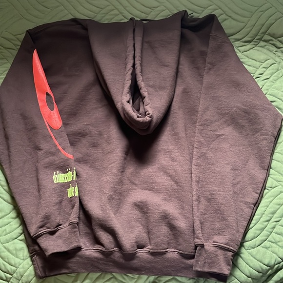 Urban Outfitters Graphic Hoodie - Picture 4 of 4